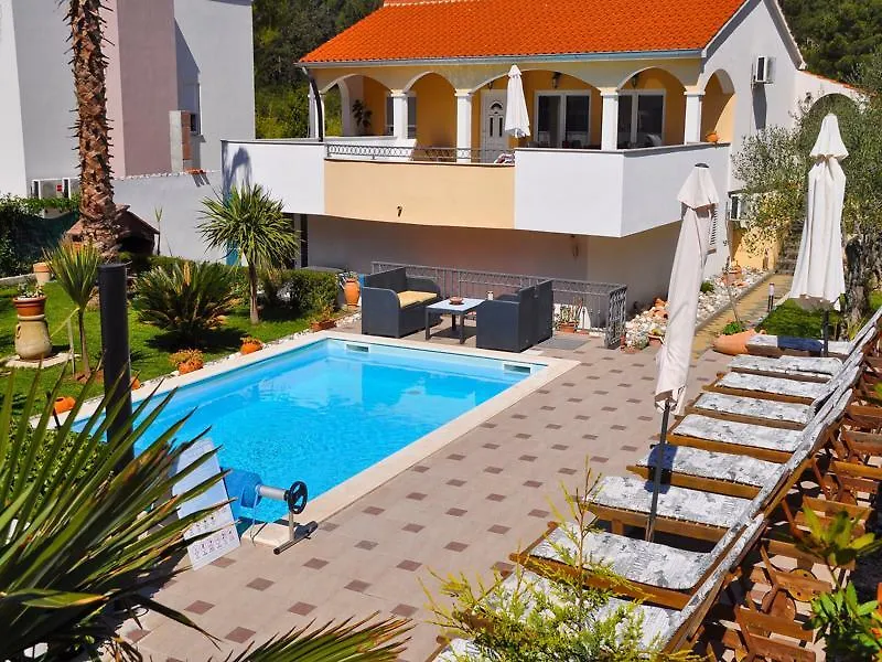 Apartment Villa Vanilla With Heated Pool Zadar Croatia