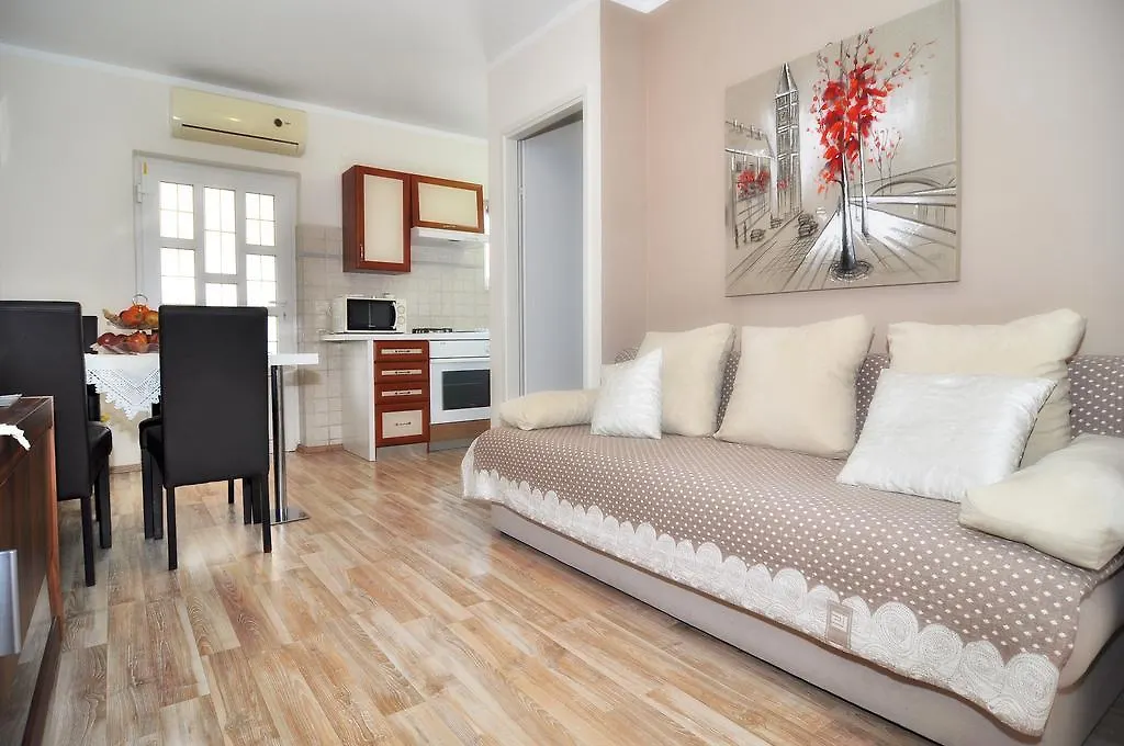 Villa Vanilla With Heated Pool Zadar
