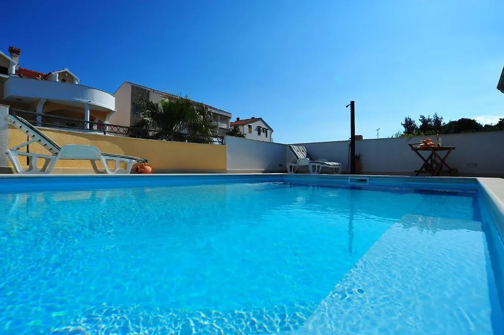 Villa Vanilla With Heated Pool Zadar 0*,